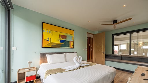 V160 Skywalker Villa Bedroom 3