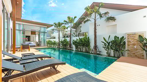 V186 The Ozone villa Swimming pool