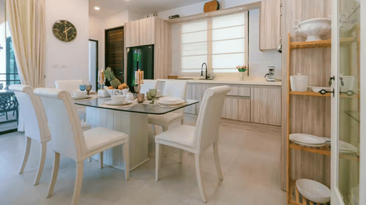 V187 Intira Villa Essecke