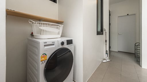 V190 The Sunshine Прочее