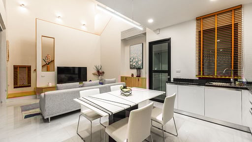 V190 The Sunshine Кухня