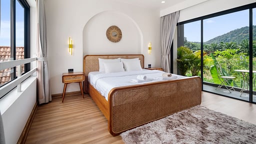 V191 Project X Villa Bedroom 1