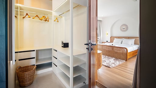 V191 Project X Villa Bedroom 1