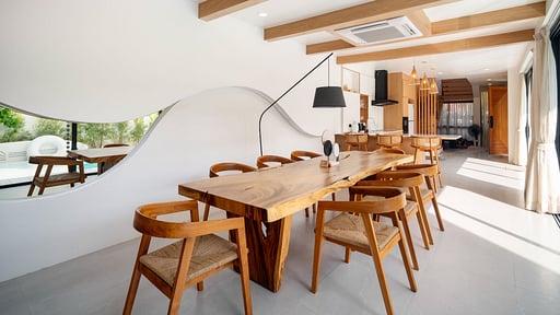 V191 Project X Villa Dining area