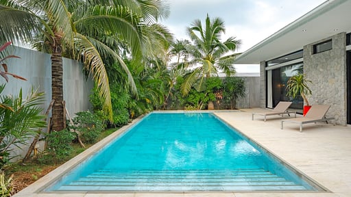 V204 Floremma Swimming pool