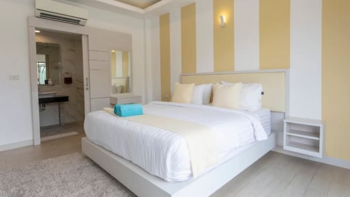 V29 Alanti Villa Camera da letto 1