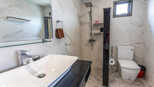 V29 Alanti Villa Camera da letto 3