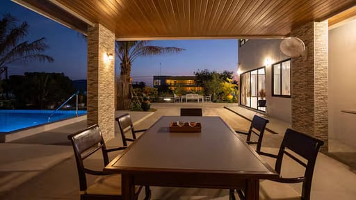 V30 Sirinary Villa Terrace/Veranda