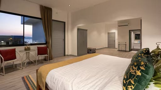 V30 Sirinary Villa Bedroom 2