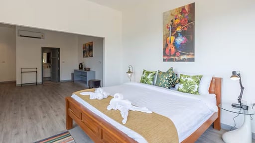 V30 Sirinary Villa Bedroom 2