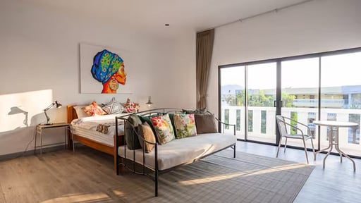 V30 Sirinary Villa Bedroom 1