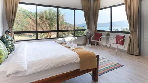 V30 Sirinary Villa Bedroom 2