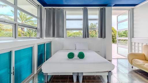 V82 Papaya Villa Bedroom 3