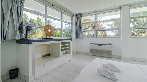 V82 Papaya Villa Bedroom 4