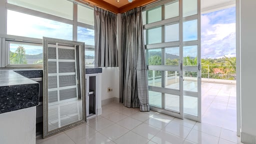 V82 Papaya Villa Bedroom 5