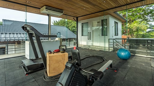 V98 Matt Rawai Villa Gym