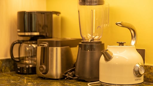 V98 Matt Rawai Villa Kitchen