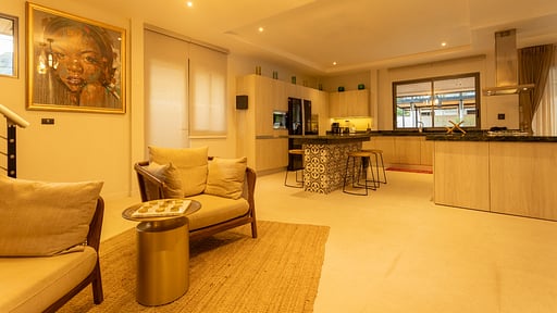 V98 Matt Rawai Villa Kitchen