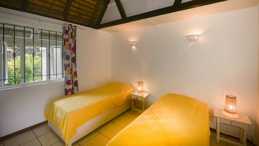 Veloutier Blanc Beachfront Villa Bedroom 3