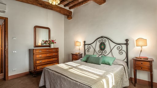 Verbena Apartment Bedroom 1