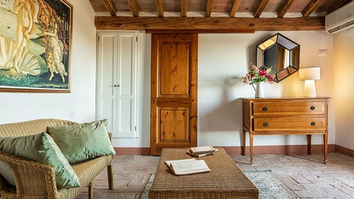 Verbena Apartment Living room