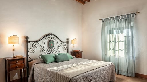 Verbena Apartment Bedroom 1