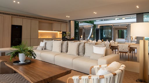 Veyla - Beach Villa Living room