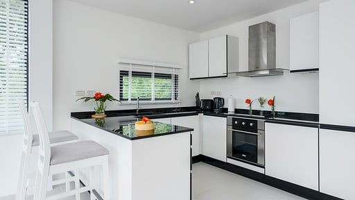 Villa Amber Bangrak Küche
