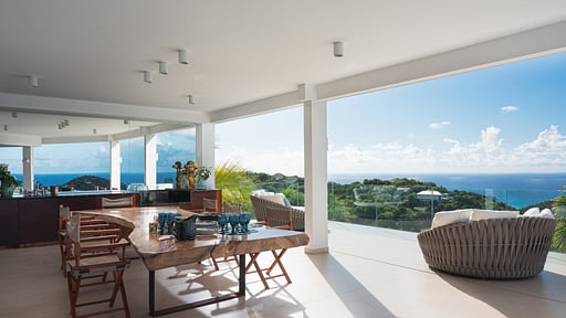 Villa 3H Dining area