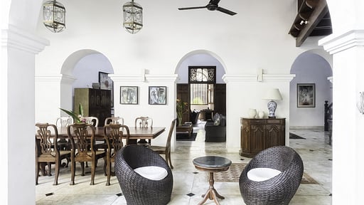 48 Lighthouse Street Обеденная зона