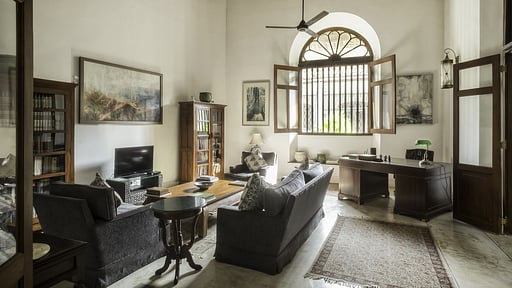 48 Lighthouse Street Гостиная