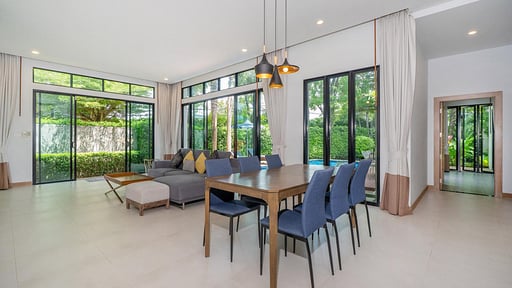 Villa 510 Tanode Estate Dining area