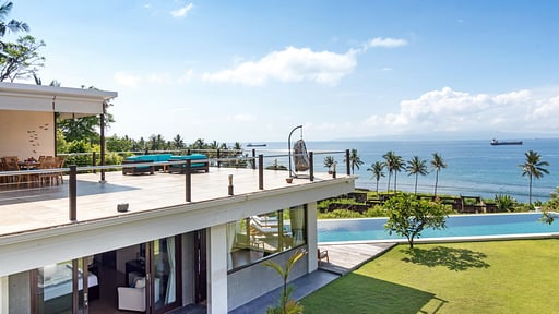 Villa Aamisha Swimming pool