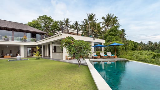 Villa Aamisha Swimming pool