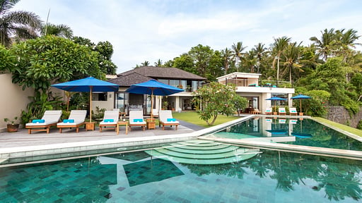 Villa Aamisha Swimming pool