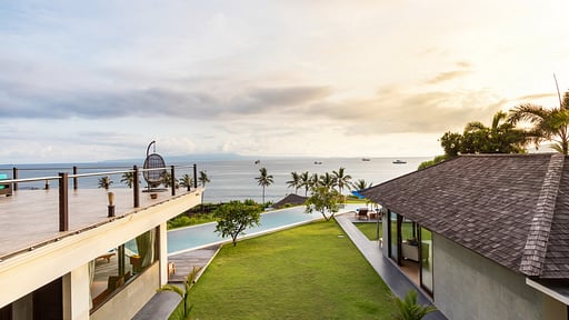 Villa Aamisha Swimming pool