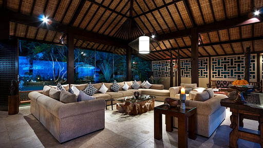 Villa Aamisha Living room 1