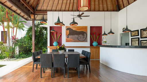 Villa Abagram Dining area 2