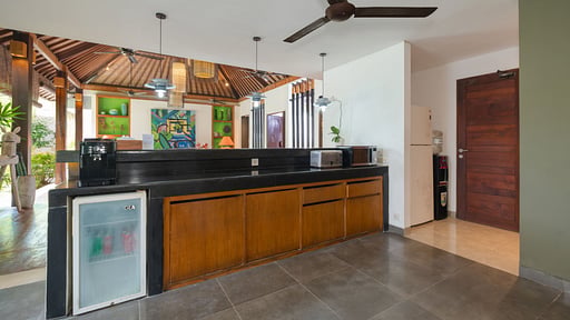 Villa Abakoi Kitchen
