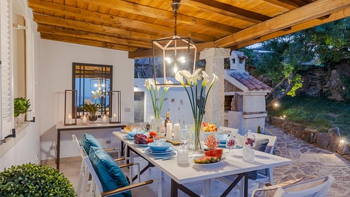 Villa Abella Terrace/Veranda