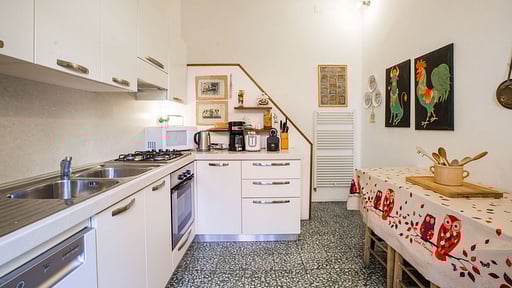 Villa Acacia Florence Kitchen