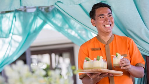 Villa Acacia Villa staff