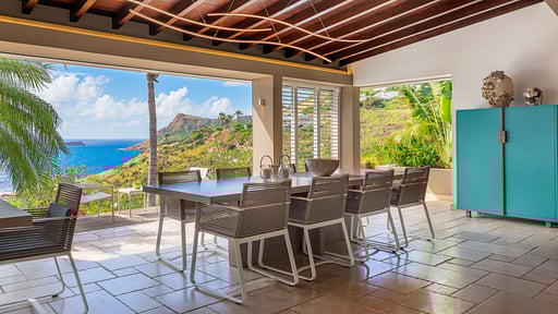 Villa Acamar Dining area