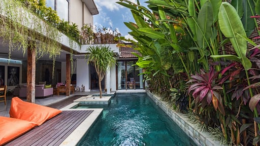 Villa Ace Swimming pool