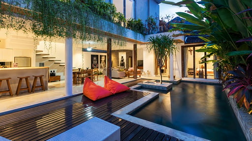 Villa Ace Swimming pool