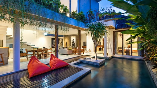 Villa Ace Swimming pool