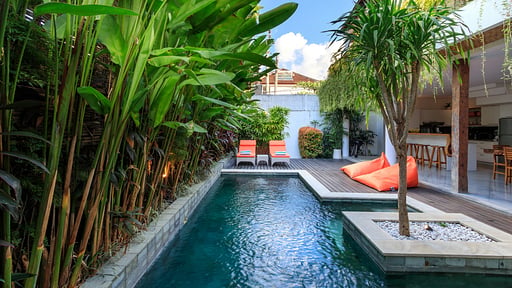 Villa Ace Swimming pool