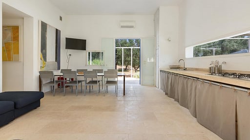 Villa Acquadolce Dining area