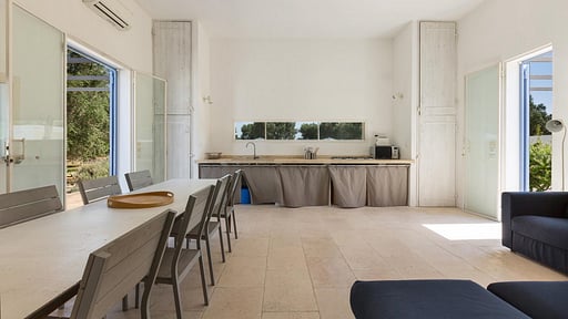 Villa Acquadolce Dining area