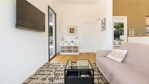 Villa Acqualuce Salon